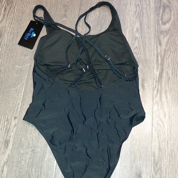 Fashion Nova one piece black swimsuit size M - Picture 2 of 3